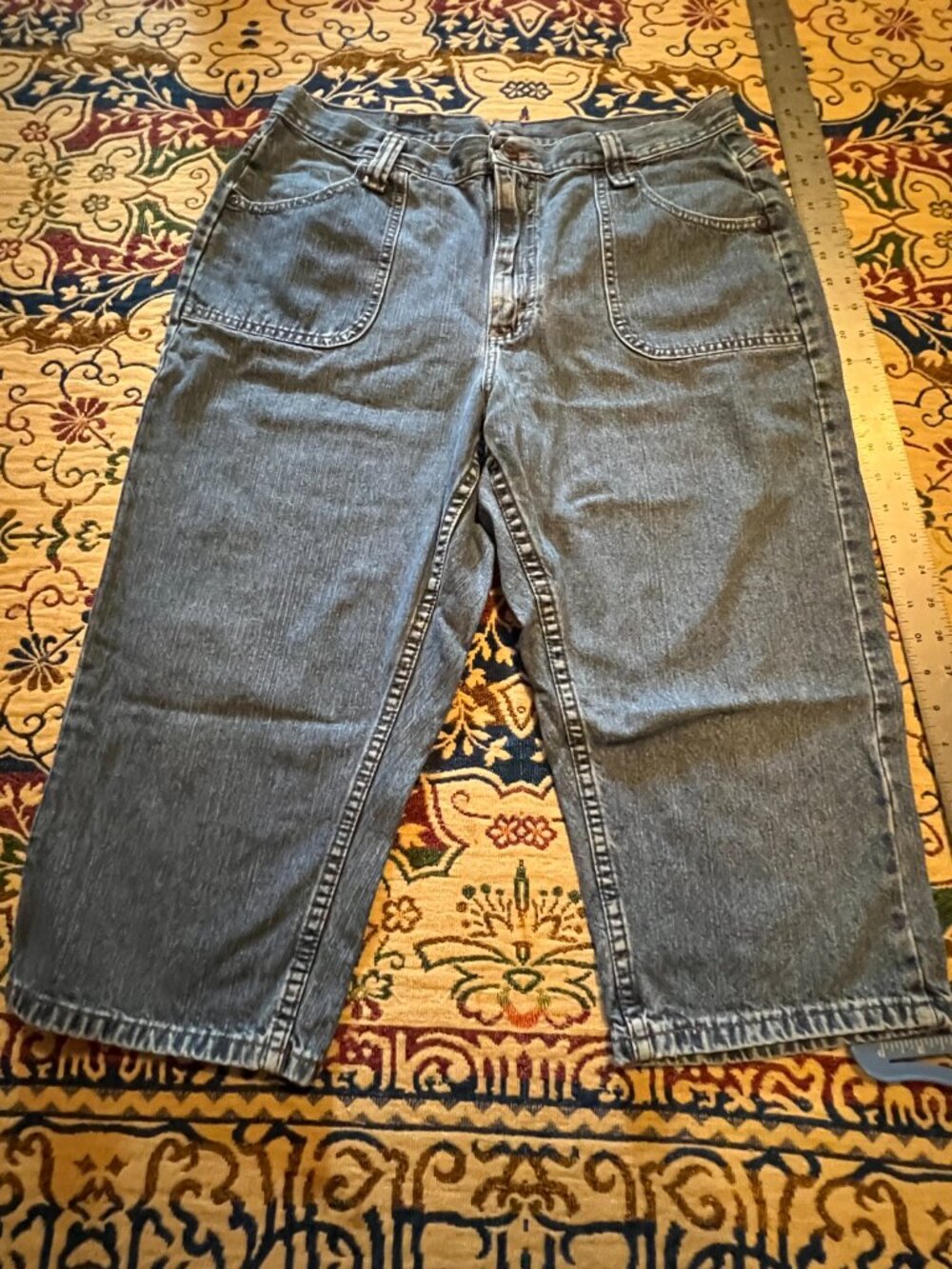 Riders Capri Denim Jeans Size 14 or 16 See Measurement